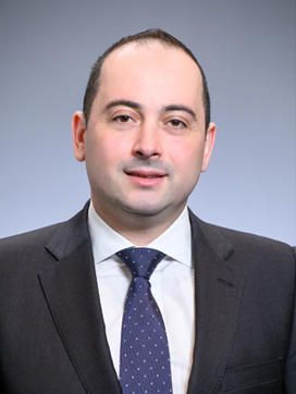 Leon Vayntraub Headshot